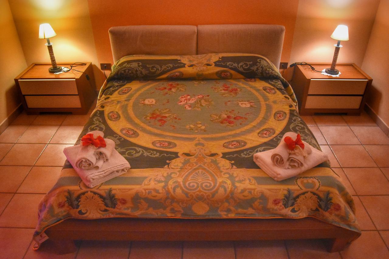 Bed And Breakfast Pieffe Frascineto Ngoại thất bức ảnh
