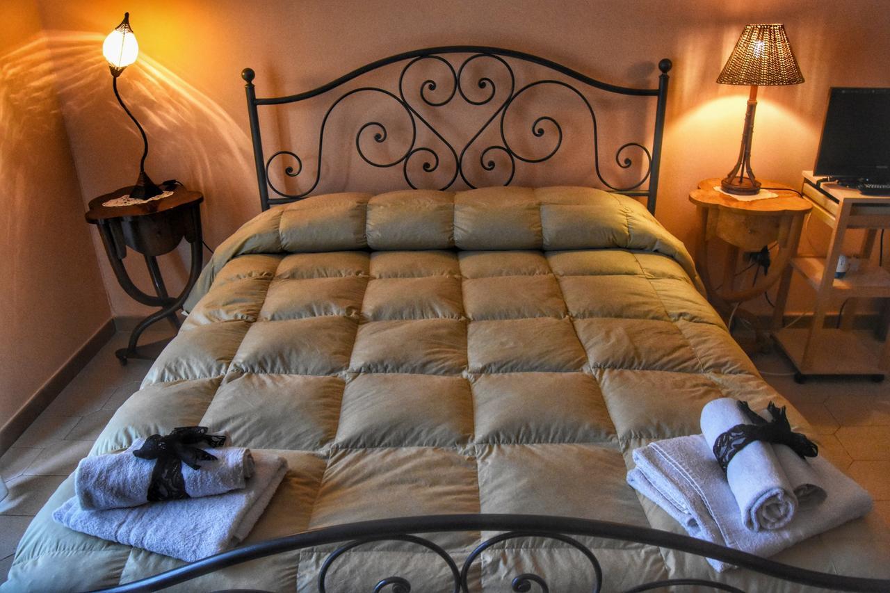 Bed And Breakfast Pieffe Frascineto Ngoại thất bức ảnh