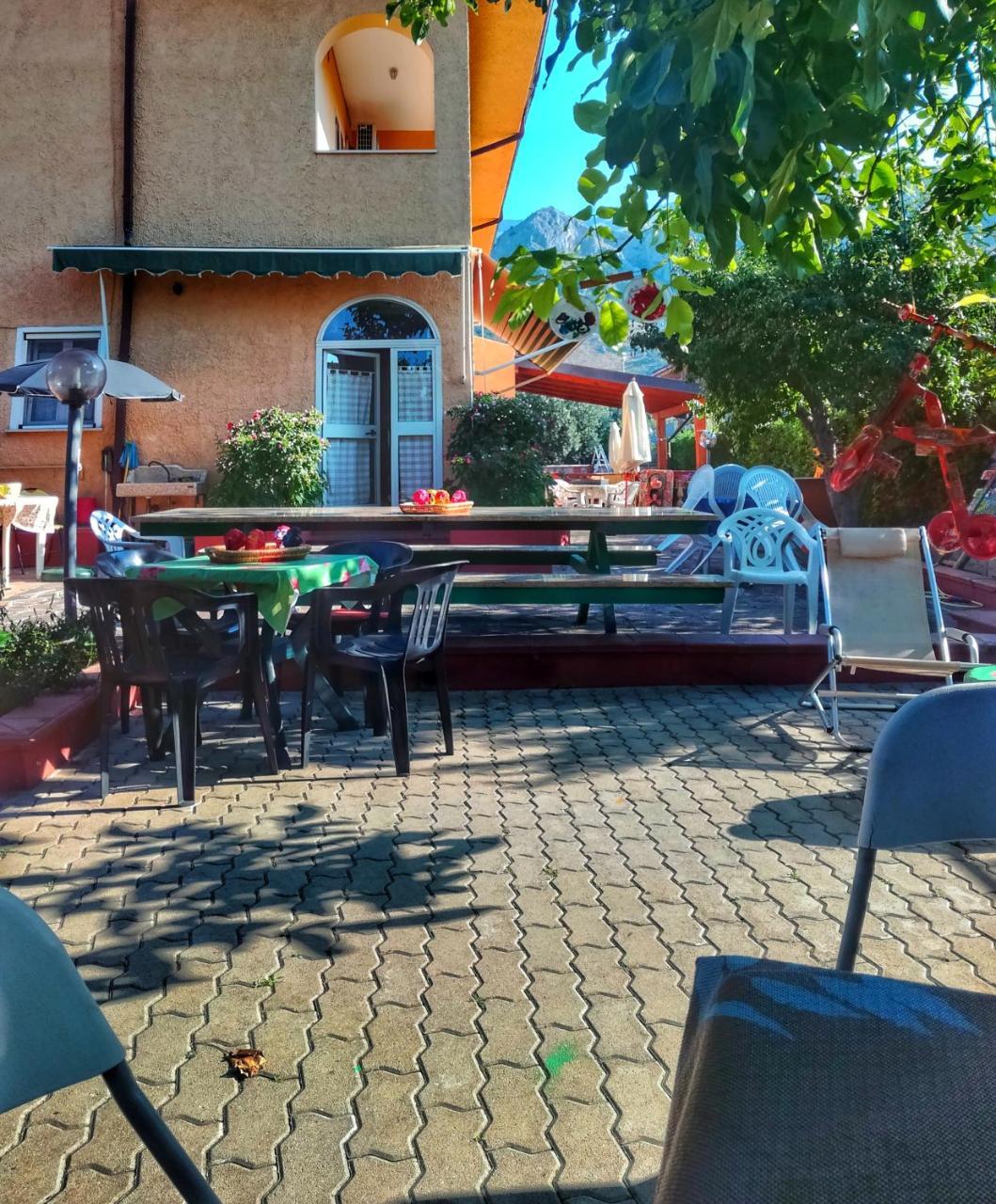 Bed And Breakfast Pieffe Frascineto Ngoại thất bức ảnh