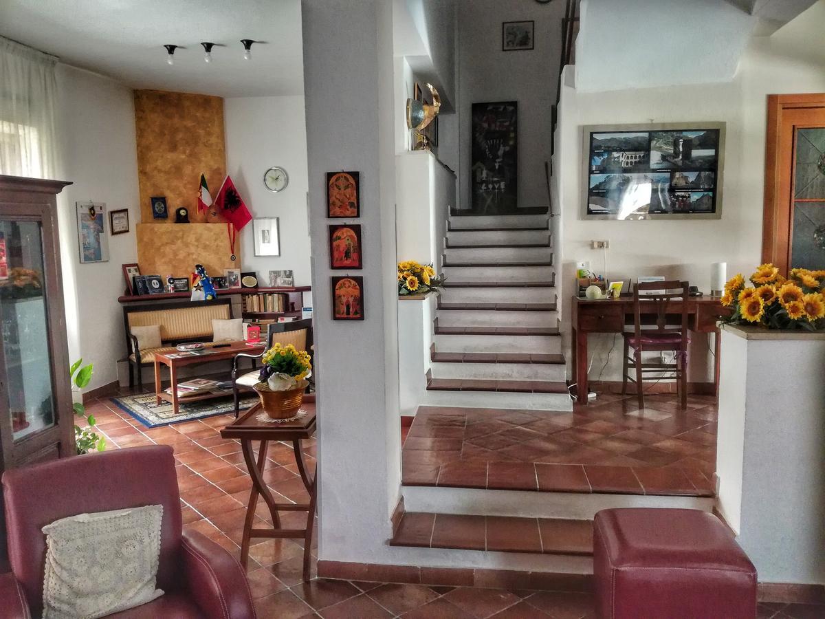 Bed And Breakfast Pieffe Frascineto Ngoại thất bức ảnh