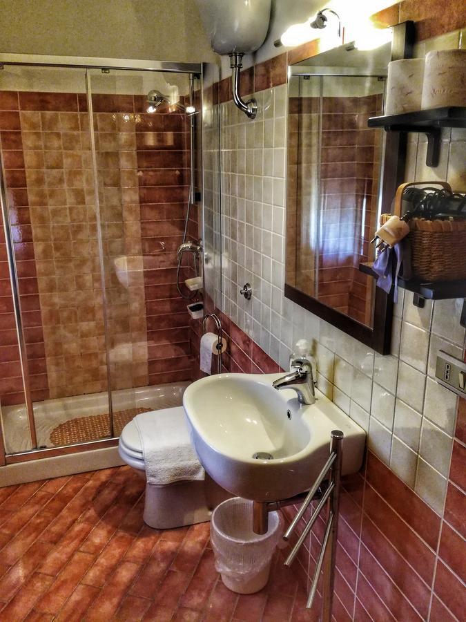 Bed And Breakfast Pieffe Frascineto Ngoại thất bức ảnh